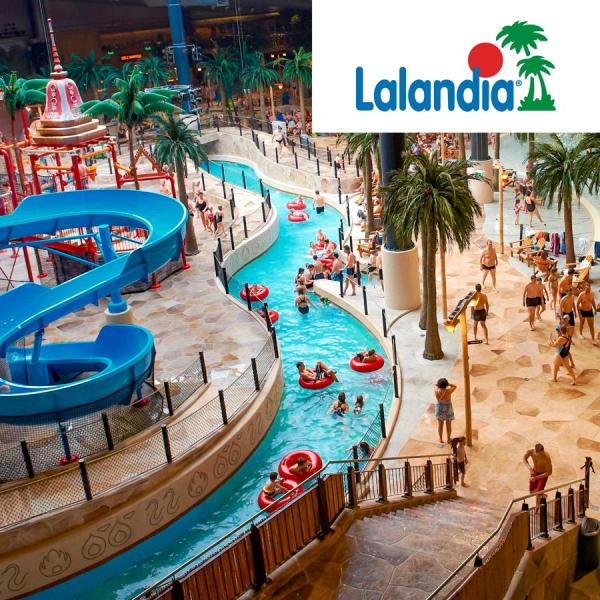 Der AQUADOME™ ist ein tropischer Wasserpark mit lustigen Wasserrutschen, einem Wellenbad und heißen Whirlpools. Kinder und Erwachsene können hier schwimmen, entspannen und viel Spaß haben.